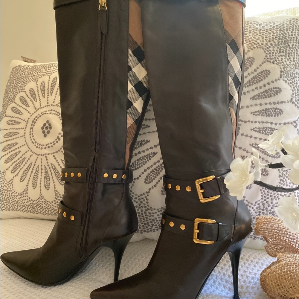 Burberry Black and Brown Plaid Heeled Boots - Picture 11 of 11